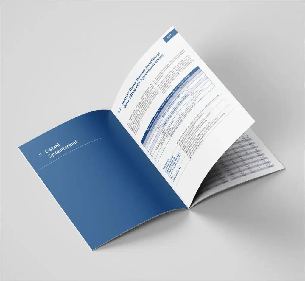 Blau Katalog Innenansicht.webp